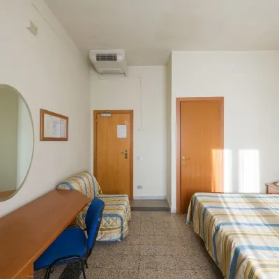 Hotel Moderno Hotels near Pisa Centrale Train Station