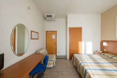 Hotel Moderno Hotel in zona Casa del Fiore di Napoli Donatella