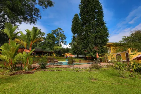 Hotel Villa Florencia Отели в г. Ла Суиса