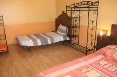 Maison d'hôtes La Lavandière Hôtels à : Villaines-la-Juhel