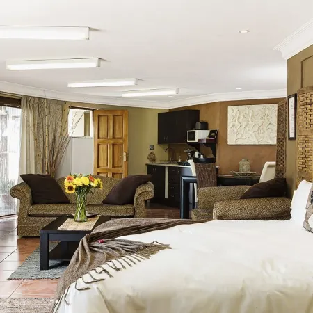 Glenda's Guest Suites