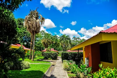 Hotel Arenal Country Inn Hotels near El Salto (Rope Swing)