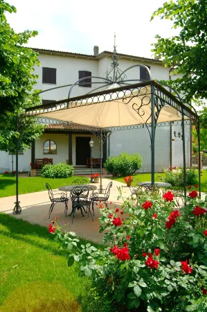 Albergo Sapori Отели в г. Сан-Бенедетто-Валь-ди-Самбро