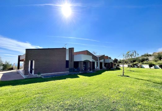 카페 하우스 석양