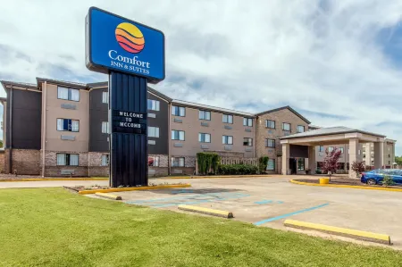 Comfort Inn & Suites
