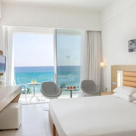Vrissaki Beach Hotel