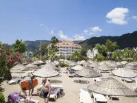 Fortuna Beach Hotel