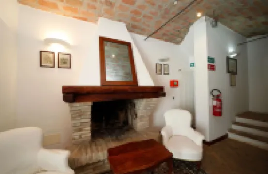 拉奎爾西亞 - 波隆那客房