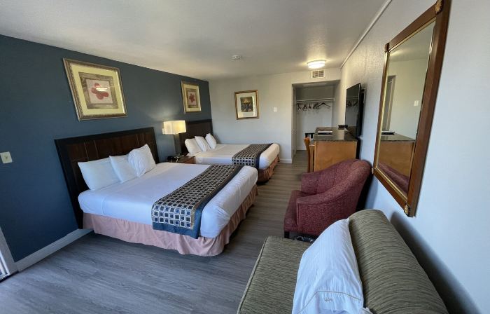 Pacific Inn