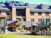 COZY Updated Studio-KING bed, kitchenette-Pool/Spa/Sauna Hotels in Brian Head