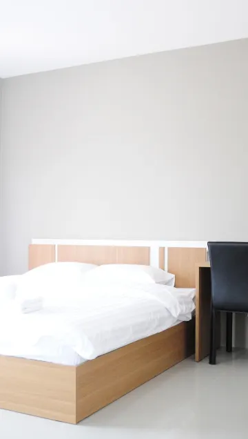 ห้องดีลักซ์ เตียงใหญ่ 1 เตียง