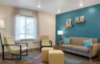 Extended Stay America Select Suites - Orlando - Airport Hotels in Belle Isle