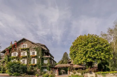Hôtel La Verniaz - Evian Resort Hotels near Evian Train Station
