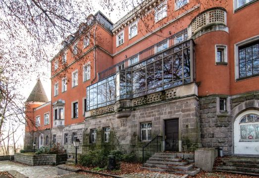 2. 팔라츠 파울리넘..