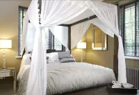 Windfalls Boutique Hotel Hotels in Copthorne