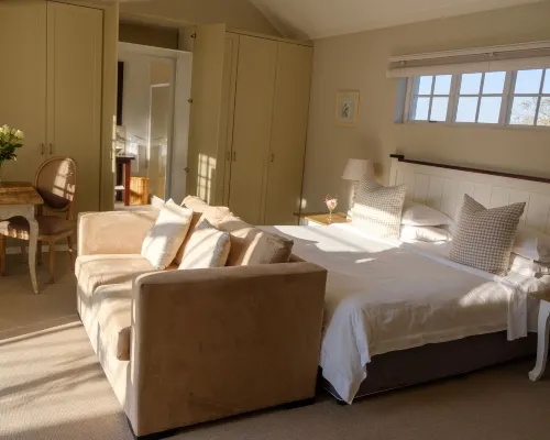 Constantia White Lodge Guest House Hotels near Groot Constantia