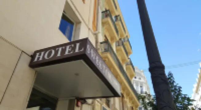 Sweet Hotel Continental
