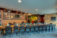The Thompson Hotel - breakfast