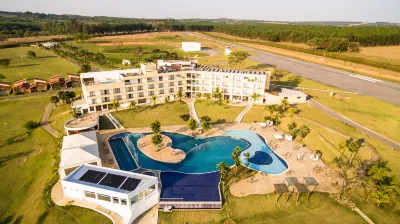 Ramada by Wyndham Furnaspark Hotel a 