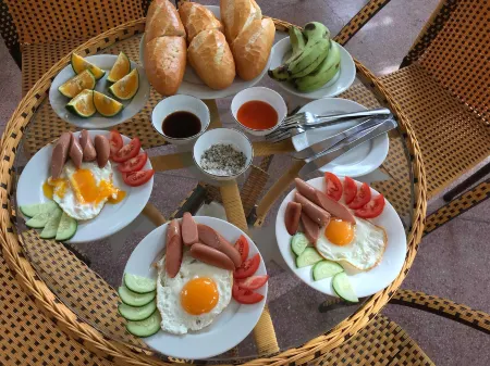 Spring Garden Villa Отели рядом с достопримечательностью «Quang Minh Temple»