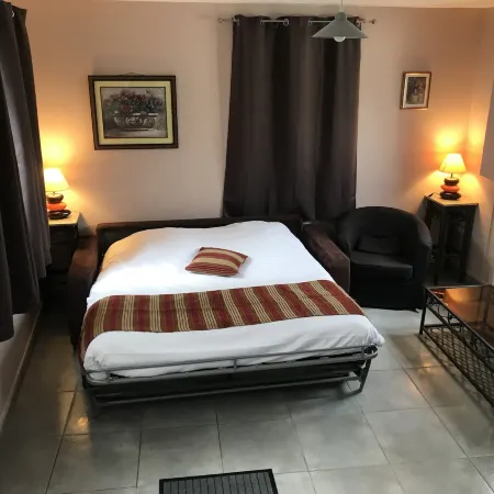 HÔTEL les Iris
