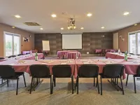 Kyriad Direct Auxerre - Appoigny Hotels in Moneteau