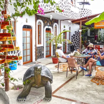 Hotel Coloma Galapagos Отели рядом с достопримечательностью «Баия Тортуга»