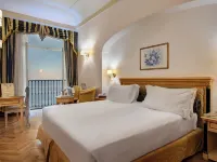 Imperial Hotel Tramontano Отели рядом с достопримечательностью «Пляж Леонеллис»