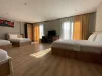 İNNPORT Hotel - balcony