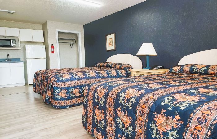 Studio Inn and Suites