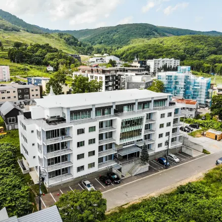 Niseko Central Condominiums Отели рядом с достопримечательностью «Хирафу»
