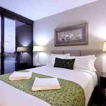 AKOM AT Docklands Rooms