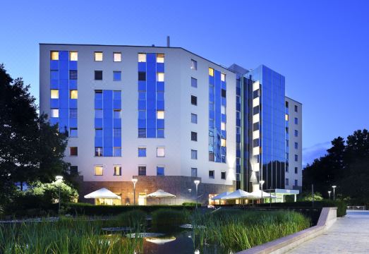 쉬드-웨스트-파크 호텔