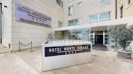 Hotel Monte Sarago Отели в г. Остуни