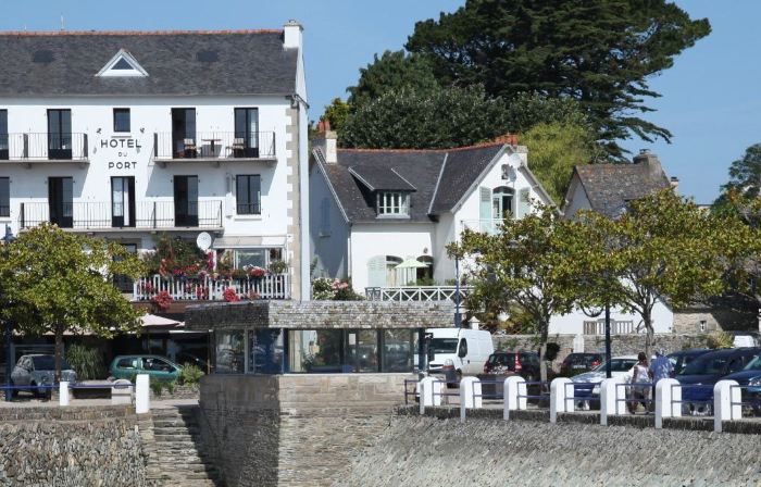 Hotel du Port