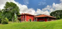 Hotel Rural Coviella Отели в г. Паррес
