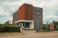 Hotel Faros Gdansk Airport Hotels in Картузи