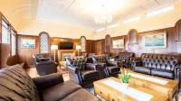 Almorah Hotel - Homestays