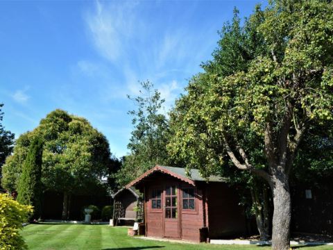 Oliver Cromwell Hotel