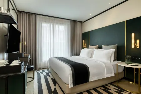 Academias Hotel, Autograph Collection