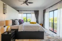 Picturesque 4Br Cape Yamu  Pool Villa Hotels in Boat Lagoon