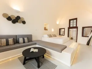 Cilon Suites Santorini
