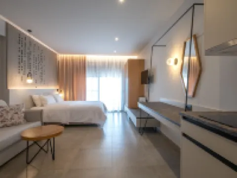 Elixia Hotels in Tolo