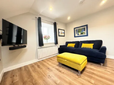 皇后巢穴 温德米爾市中心酒店