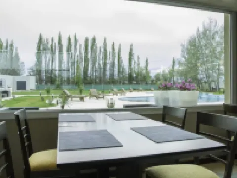 Howard Johnson by Wyndham Neuquen Hotels in Neuquen
