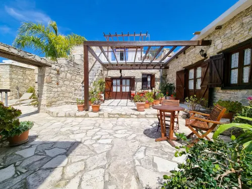 Aphrodite's Pool Retreat Hotels in Skarinou