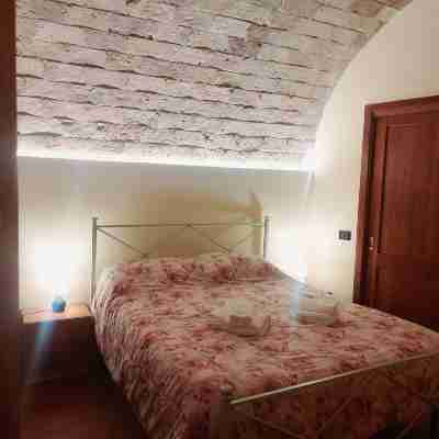 Charming San Gimignano Apartment With City Views Rooms