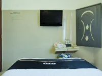 Townhouse Oak Palembang Near Jembatan Ampera Formerly Azzura Hotel Hotel dekat Jembatan Ampera