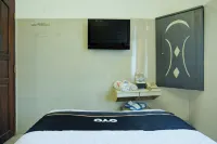 Townhouse Oak Palembang Near Jembatan Ampera Formerly Azzura Hotel