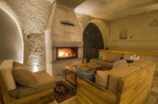 Azure Cave Suites - Cappadocia